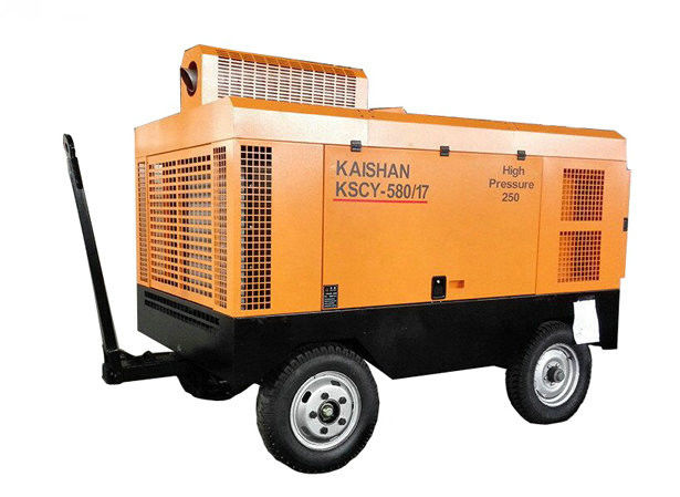 48L 오일 용량 공기 굴착 압축기 Cu-mmins 6CTA8.3 - C260 17bar 작업 압력