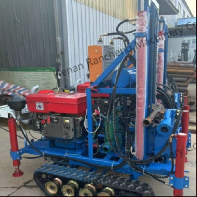 수압 크롤러 장착 160m 구멍 뚫기 우물 물 우물 뚫기 리그 기계 35HP 엔진
