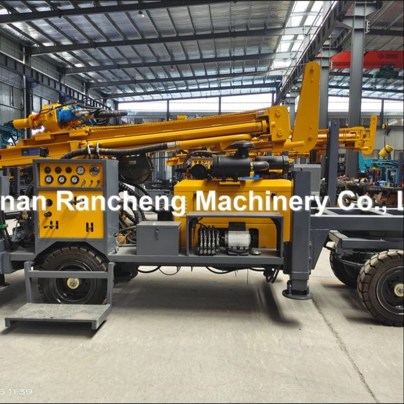 220m 65KW 쿠안차이 엔진 휠 설치 물 우물 파리 리그 13T 리프팅 힘