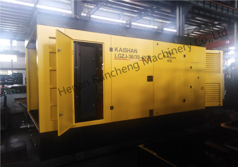 30bar 이동 스크루 공기 압축기 550HP 커민스 엔진으로 깊은 우물